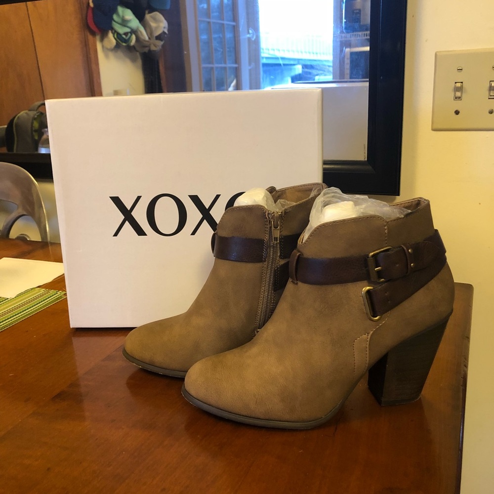 XOXO boots